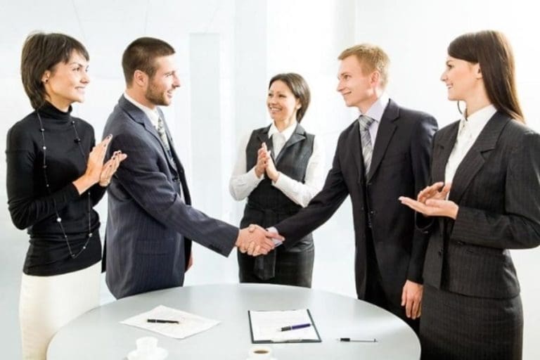 Giao tiếp hiệu quả không khó, chìa khoá mở thành công